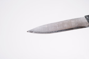 В Коврове девушка напала на мужа с ножом из-за угрозы разводом