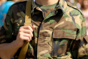 Депутаты предложили оставить границы призывного возраста с 18 до 30 лет
