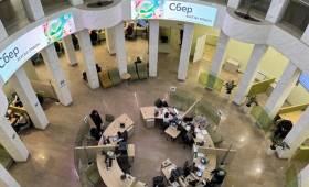 Улыбки вместо карт и браслеты вместо пропусков. Как изменилась жизнь владимирцев за последние пару лет