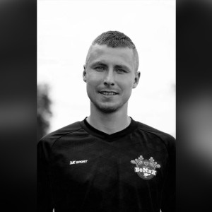 В Сочи 30-летнего футболиста нашли мертвым на берегу моря 