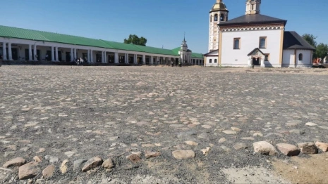 В Суздале подрядчик рискует сорвать благоустройство площади у Торговых рядов