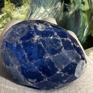 В центре Владимира нашли стеклянное пасхальное яйцо 20 века