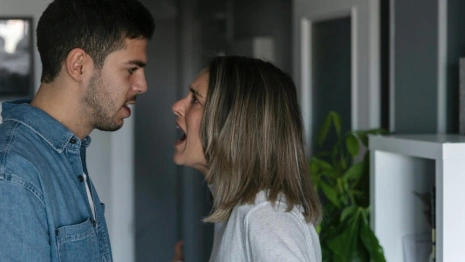 Житель Гусь-Хрустального отсудил почти 40 тыс. рублей у побившей его женщины