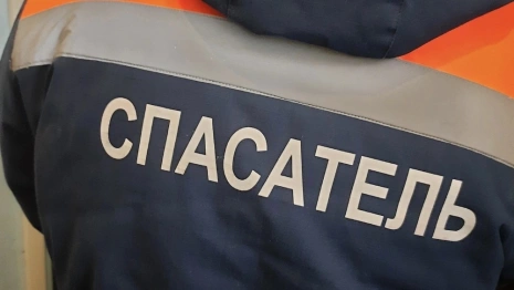 В Коврове спасатели съехались к дому стучавшей по полу и мычавшей женщины