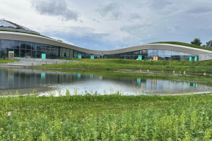 Готовящийся к открытию аквапарк в Суздале показали на фото