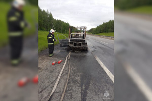 На трассе М-8 во Владимирской области сгорел автомобиль