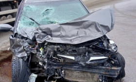 Во Владимирской области легковушка влетела в микроавтобус