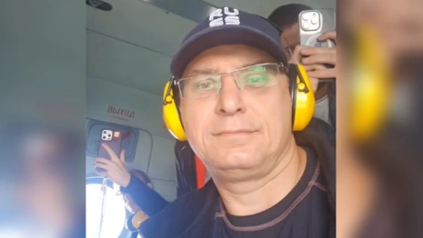 Владимирский губернатор пролетел на вертолете над Камчаткой: сколько стоило развлечение?