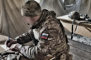 Владимирские Росгвардейцы в зоне СВО написали письма мамам