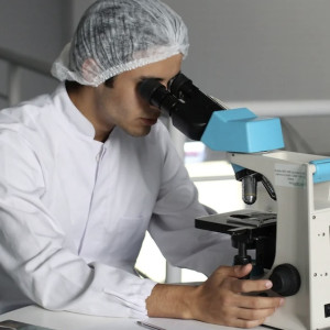 У двух поваров известной массовым отравлением пиццерии в Коврове нашли сальмонеллез