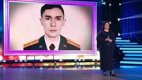 Мать погибшего при СВО владимирца спела песню «Молитва» в вечерней программе Малахова