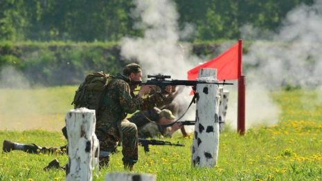 Неслуживших мужчин могут призвать на отдельные военные сборы