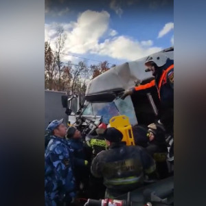 Появилось видео с места ДТП с протаранившей трактор фурой под Петушками 