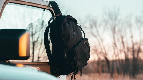 Во Владимирской области нашли живым мужчину с черным рюкзаком 