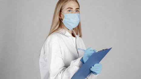 Переехавшей во Владимирскую область фельдшеру из Красноярска пришлось месяц жить в гостинице