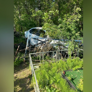 В Коврове водитель сбил 6 памятников на старом кладбище 