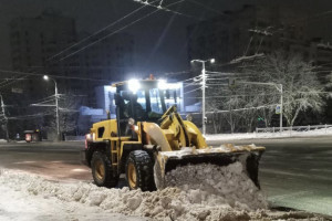 Владимирских автомобилистов попросили переставить машины с 13 улиц