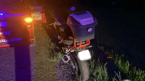 На М-7 в Камешковском районе байкер пострадал после наезда на отвалившееся колесо от фуры