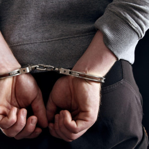 Столичных курьеров задержали во Владимирской области за обман пенсионерок