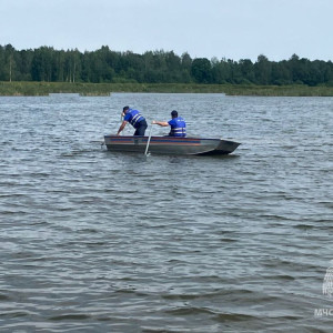 Судно с 2 взрослыми и 3 детьми попало в беду на Оке во Владимирской области