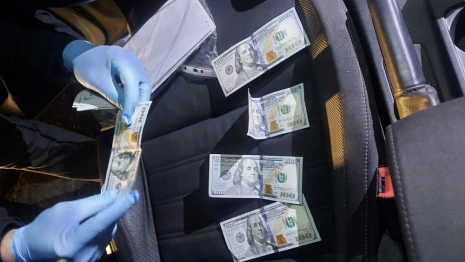 Жителя Вязников будут судить за попытку дать взятку в 1 тыс. долларов сотрудникам ГАИ