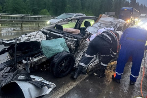 В ДТП с тремя иномарками в Камешковском районе погибли 2 человека