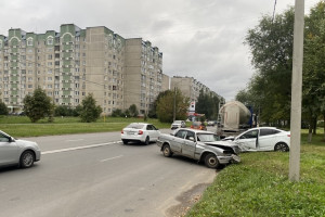 Во Владимире пьяный водитель «Волги» спровоцировал ДТП с иномаркой