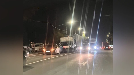 На въезде в поселок под Владимиром разбились 5 машин 