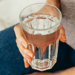 Что будет с телом, если 3 недели пить теплую воду натощак? 