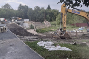 В Суздале подрядчик затянул с ремонтом моста через Каменку