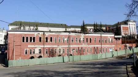 Во Владимире бывший военкомат на Ерофеевском спуске выставили на продажу в третий раз