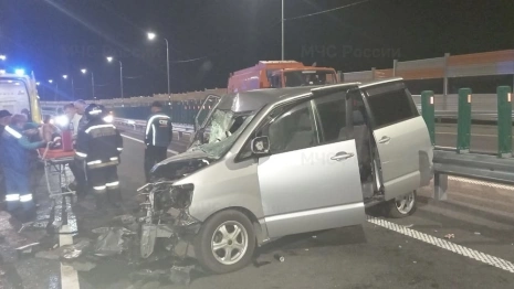 Во Владимирской области пострадавшего зажало в кабине авто после ДТП на М-12