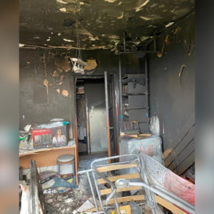 Лишившаяся жилья при пожаре в Корове семья попросила о помощи