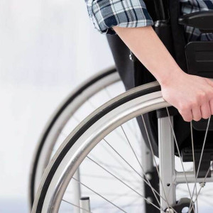 В Суздале семью ребенка-инвалида оставили без законного жилья