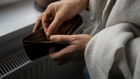 Жительница Владимирской области пожаловалась на лишение пенсии по потере кормильца