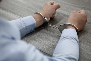 Предложившие полицейскому взятку во Владимирской области пойдут под суд