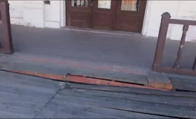 Жители Юрьев-Польского пожаловались на провалившееся благоустройство