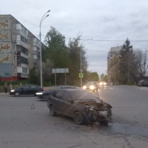 Во Владимире автомобилистка на «Ладе» влетела в BMW