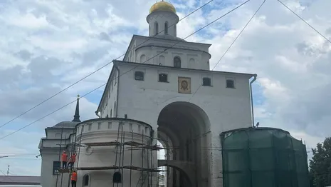Реставраторов Золотых Ворот во Владимире ищут с помощью «Авито»
