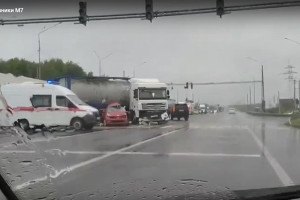 Полиция установила личность погибшей в аварии на М-7 Волга под Вязниками  