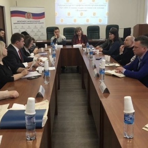 Владимирский Минздрав займется проблемой распределения премий медикам скорой