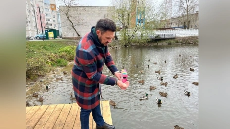 Во Владимире на Платоновском пруду поставили пирсы