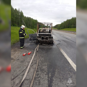 На трассе М-8 во Владимирской области сгорел автомобиль