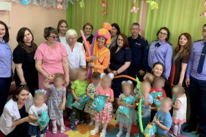 Следователи провели детский праздник для воспитанников дома малютки в Муроме