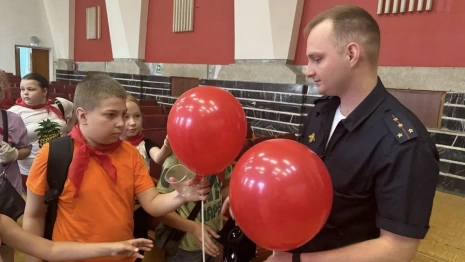 Во Владимире полицейские провели беседу о патриотизме и нравственности с пионерами