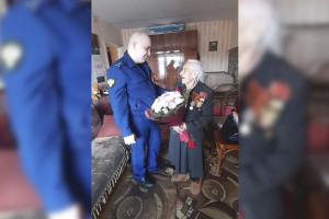 В Гороховце 96-летняя труженицу тыла оставили жить под протекающей крышей