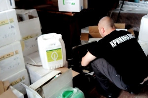 Во Владимирской области троих жителей подозревают в краже гербицидов на 4 млн рублей