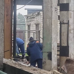 Разрушенную после ЧП котельную в Коврове восстанавливают почти 40 человек