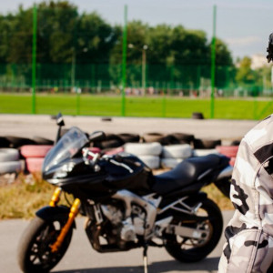 В селе под Гороховцом 15-летний мотоциклист упал на щебенку