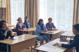 Владимирских учеников предложили перевести в новую школу после нападения таджика на девочку